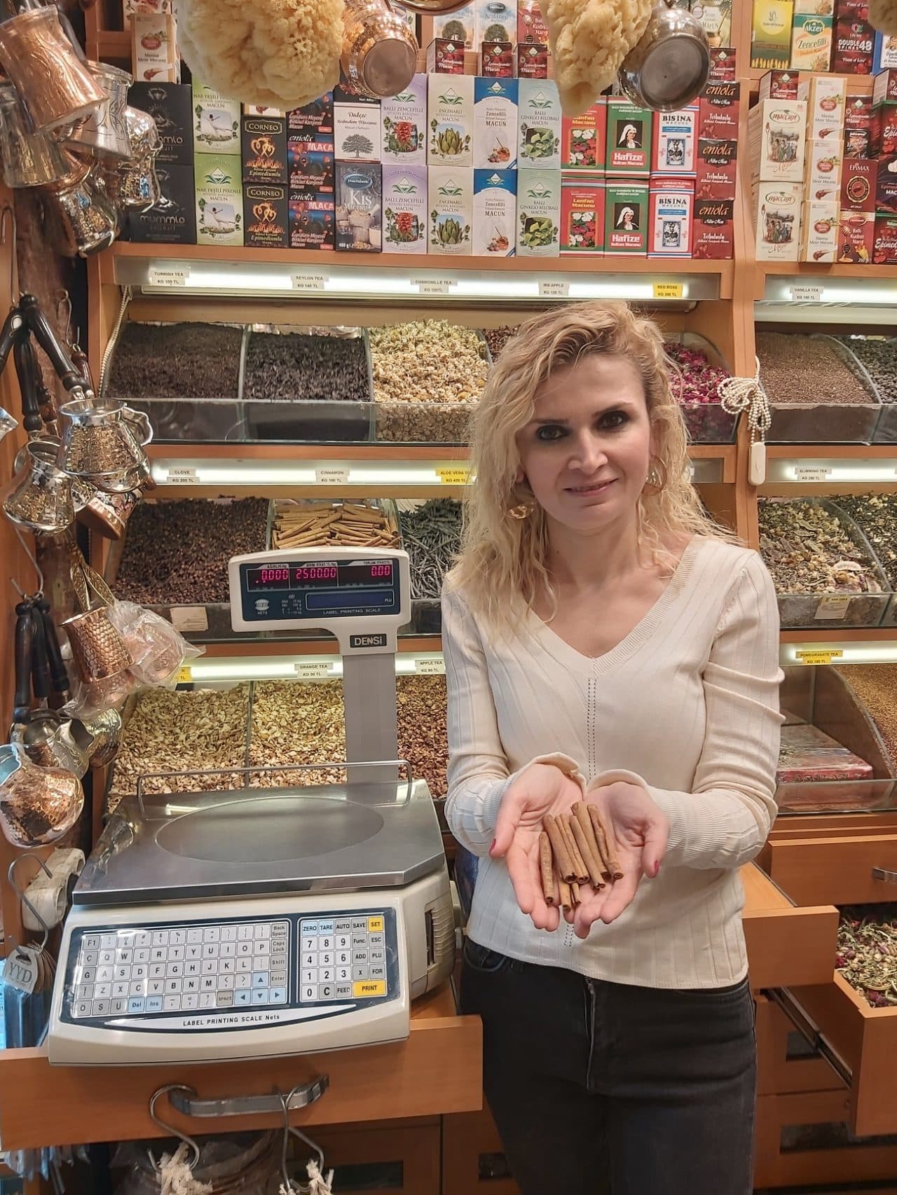 Her Derde Deva ‘Tarçın’