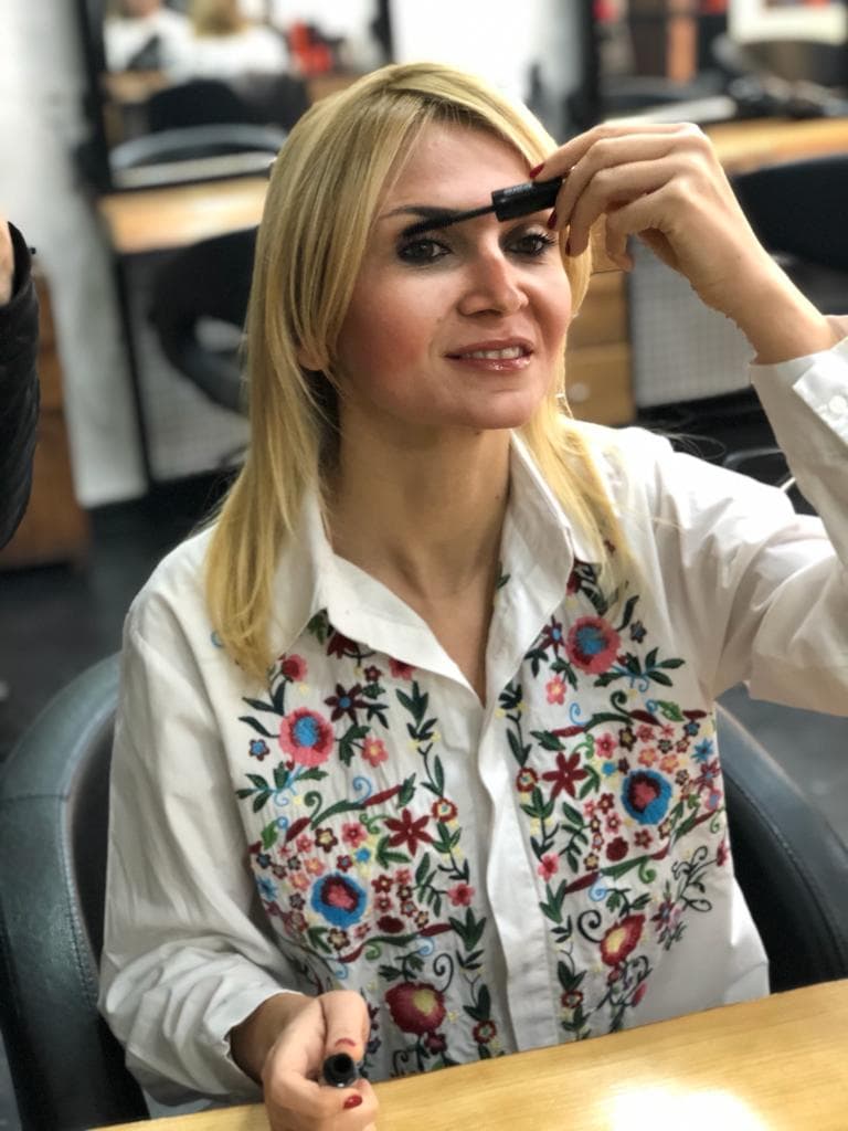 Kirpiklerini Nasıl Mı Dans Ettireceksin?