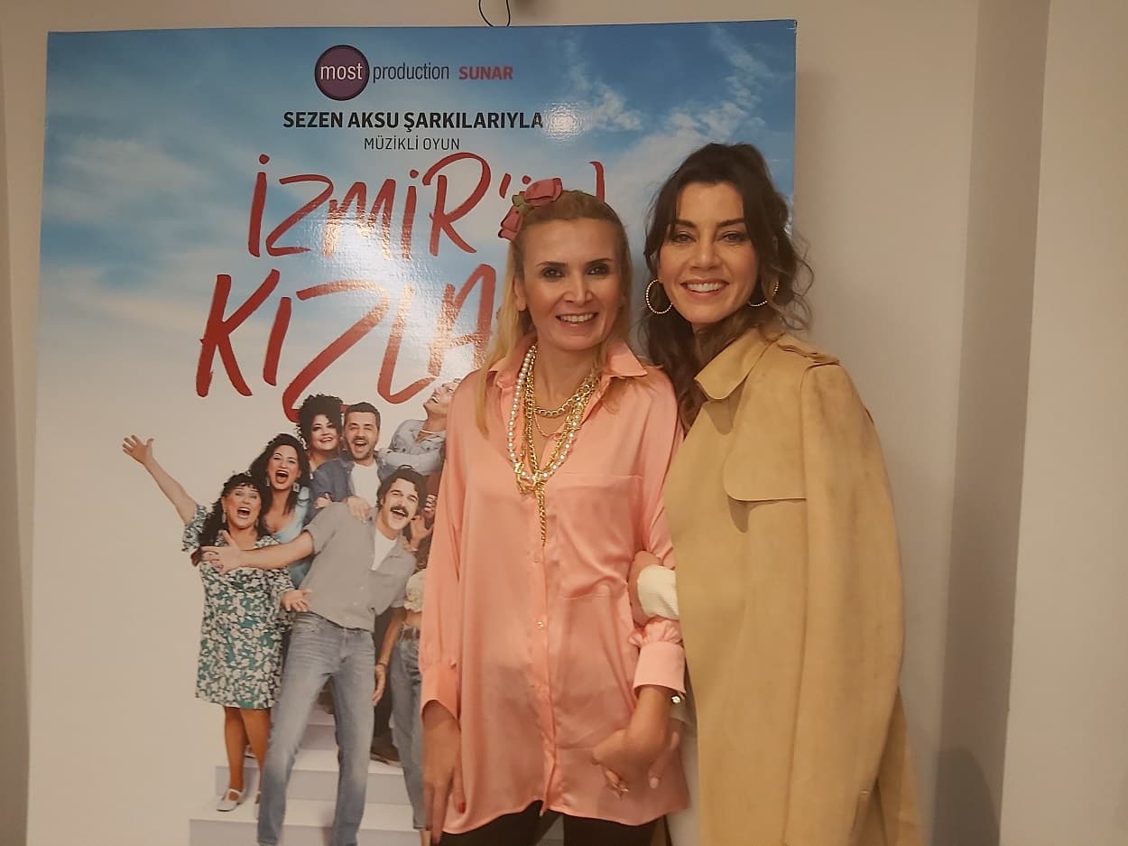 Yoksa Siz Hala İzmir’in Kızları Müzikali’ni Seyretmediniz mi?