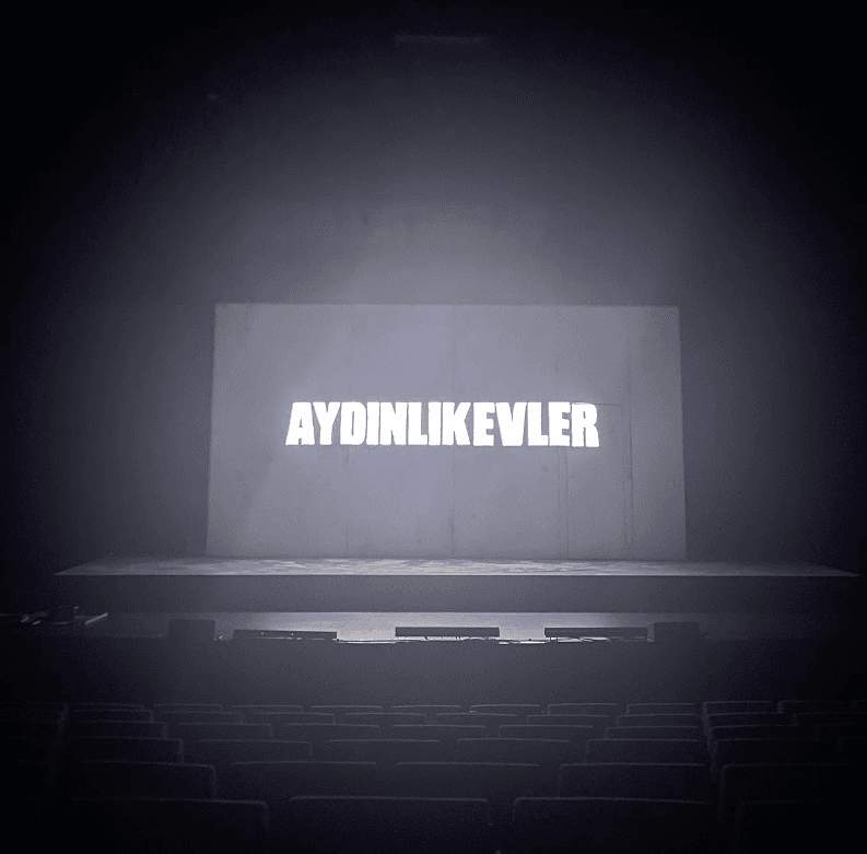 HAYATIN İÇİNDEN BİR OYUN…