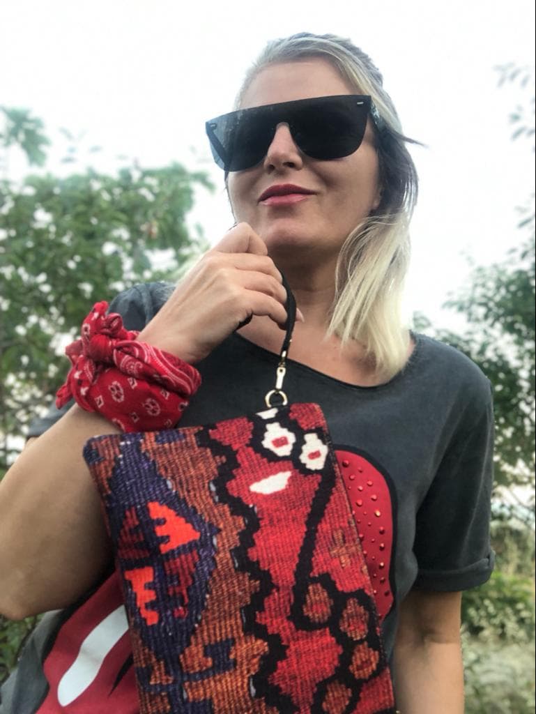 Halı- Kilim ya da Motiflerinden İlhamla Oluşturulmuş Desenlerden Çantalar…