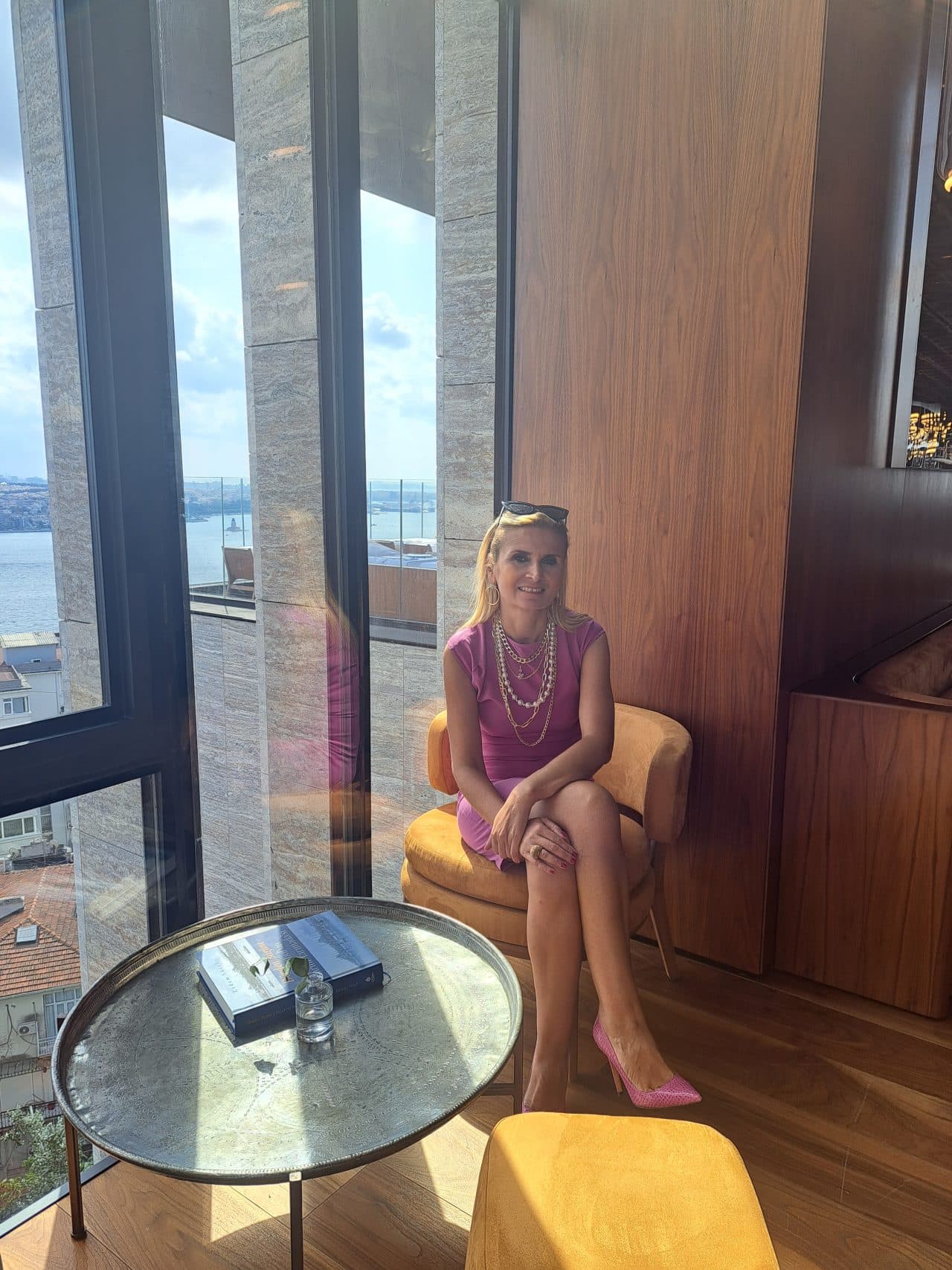 Küpeler Kıyafetin Duruşunu Etkiler Mi?